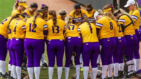 Ecu softball stats - HOUSTON, Texas – The East Carolina softball team is set to go back on the road this week as the Pirates travel to Houston to face the Houston Cougars for a three-game series beginning on Thursday at 2 p.m. ET on ESPN+. The Pirates are seeking their first conference win of the season and are in the midst of a three-game losing streak after ...